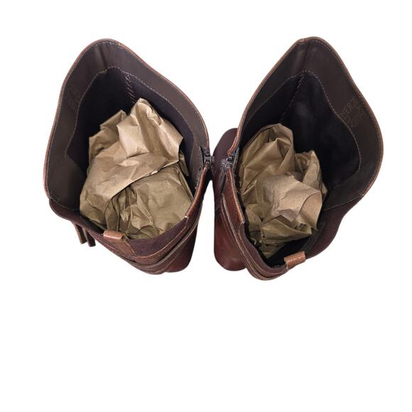 Naturalizer Jessie Knee High Boot NWOB 8 Wide Calf - Picture 9 of 9